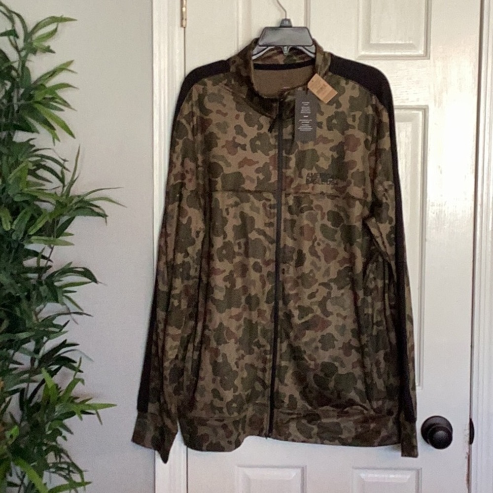 American Eagle camo full zip hoodie NWT XL